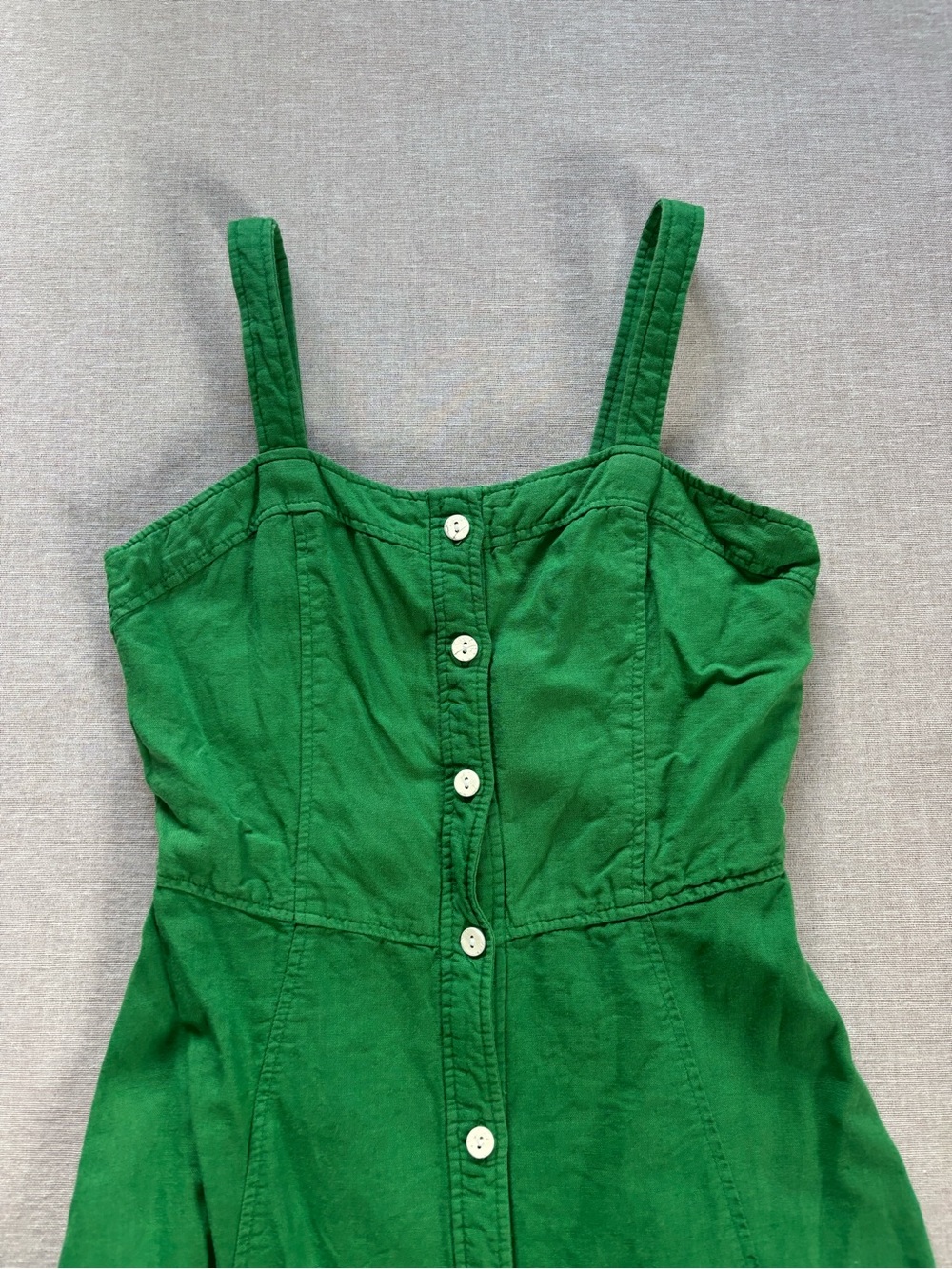 Zara Emerald Green Linen Button-Front Ruffle Mini Dress in XS - Picture 3 of 12
